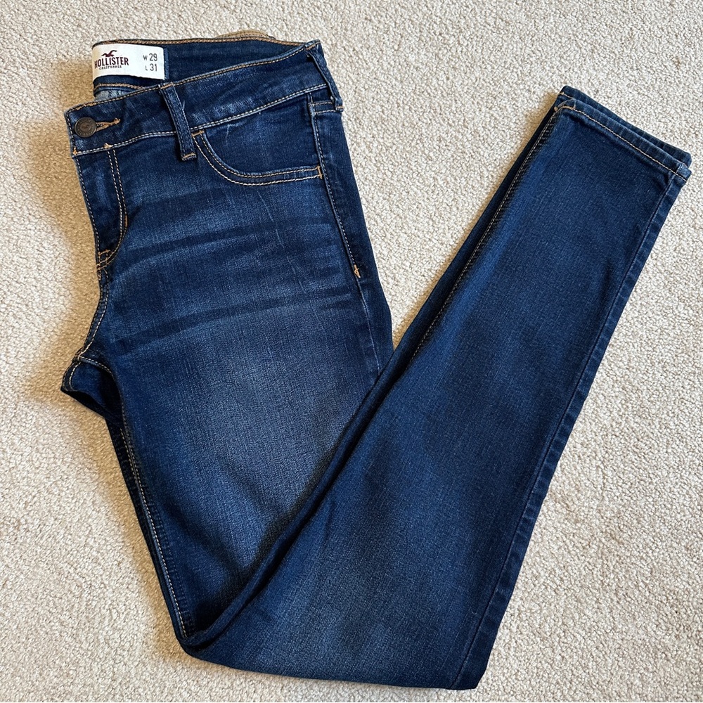 Hollister sz 9R mid super skinny dark jean - W29 L31